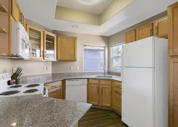 Landing Modern With Amazing Amenities Apartment Tucson